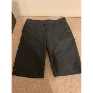 Womens Izod Boyfriend Shorts size 8 dark gray